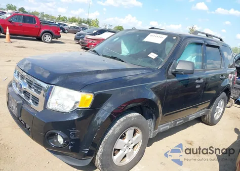 2012 Ford Escape Xlt z USA, uszkodzony, nr VIN 1FMCU0DG2CKB56800